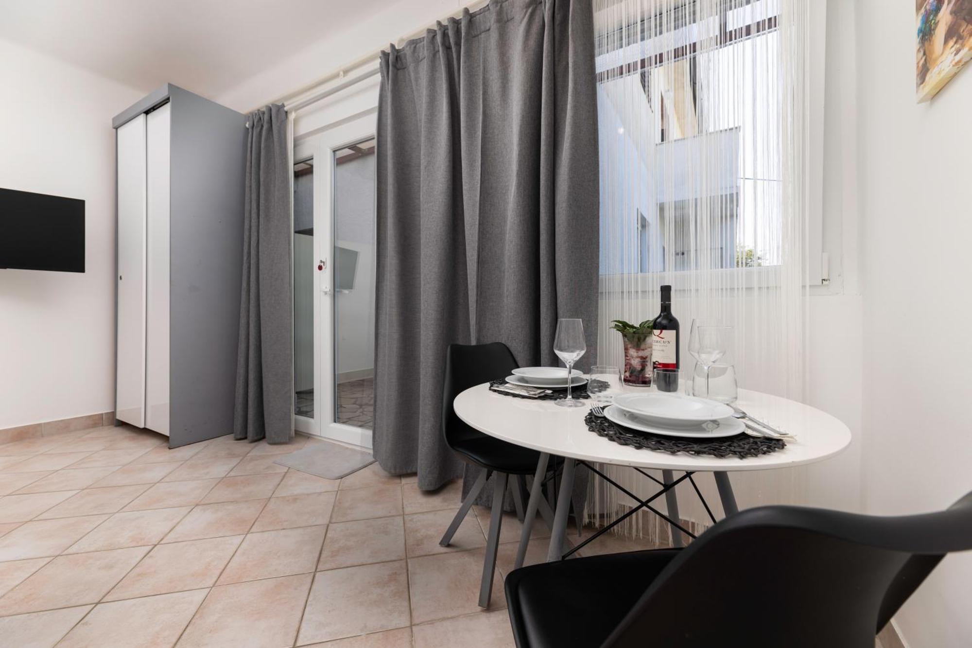 שילו Apartments Lacrima מראה חיצוני תמונה
